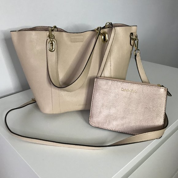 Calvin Klein Light Nude Shoulder/Tote Bag - Picture 5 of 9
